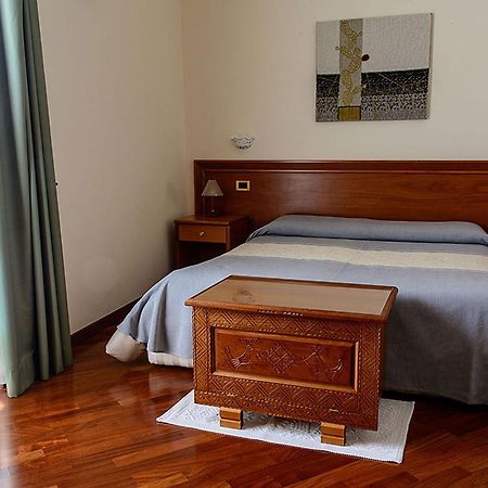 Hotel Del Corso SantʼAntìoco Extérieur photo