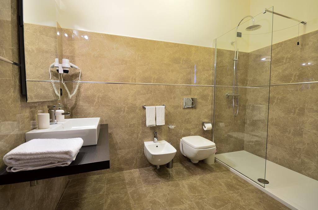 Hotel Del Corso SantʼAntìoco Extérieur photo