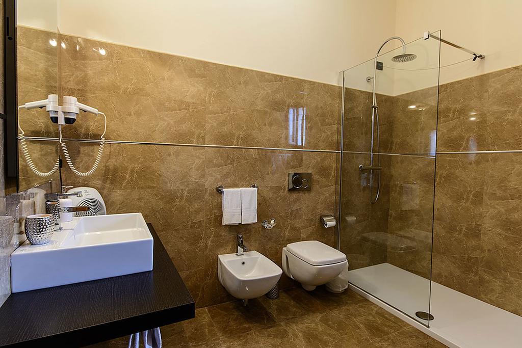 Hotel Del Corso SantʼAntìoco Extérieur photo