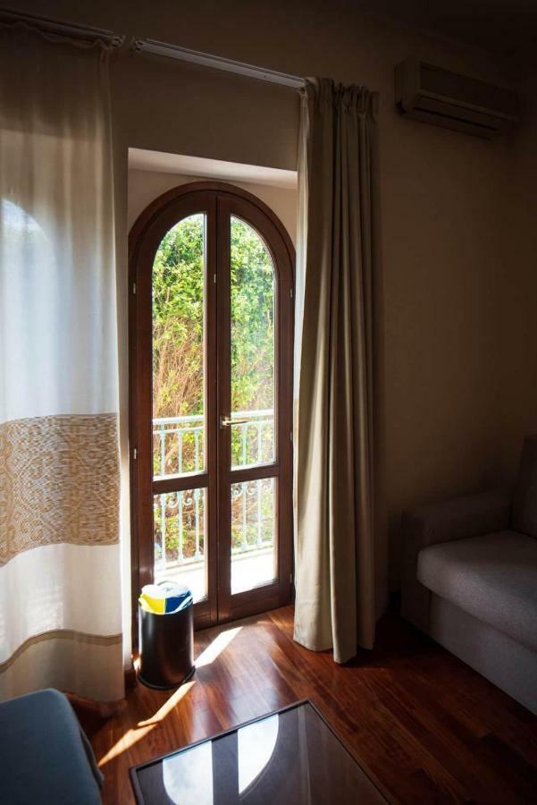Hotel Del Corso SantʼAntìoco Extérieur photo